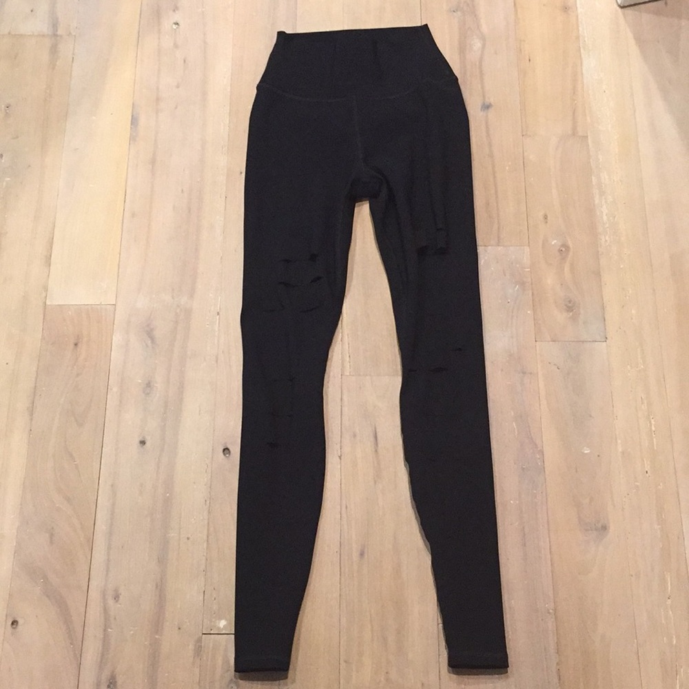 Alo Yoga High-waisted Ripped Warrior Legging XS